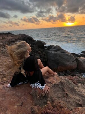 Карина Кросс